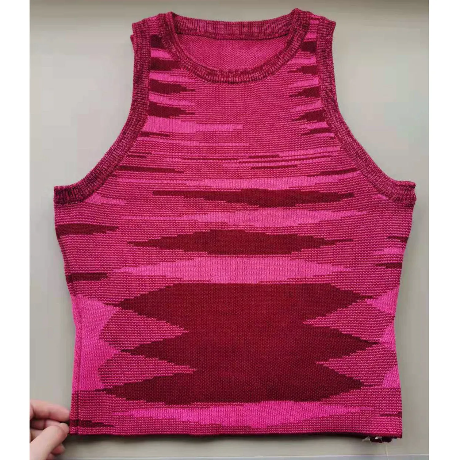 2022 bright color tie dye knitted woolen vest for women cool tight fit sleeveless short jacket