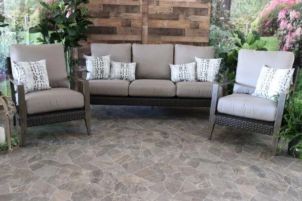 CEDARBROOK 3 PIECE SEATING SET -  Sofa and 2 Club Chairs