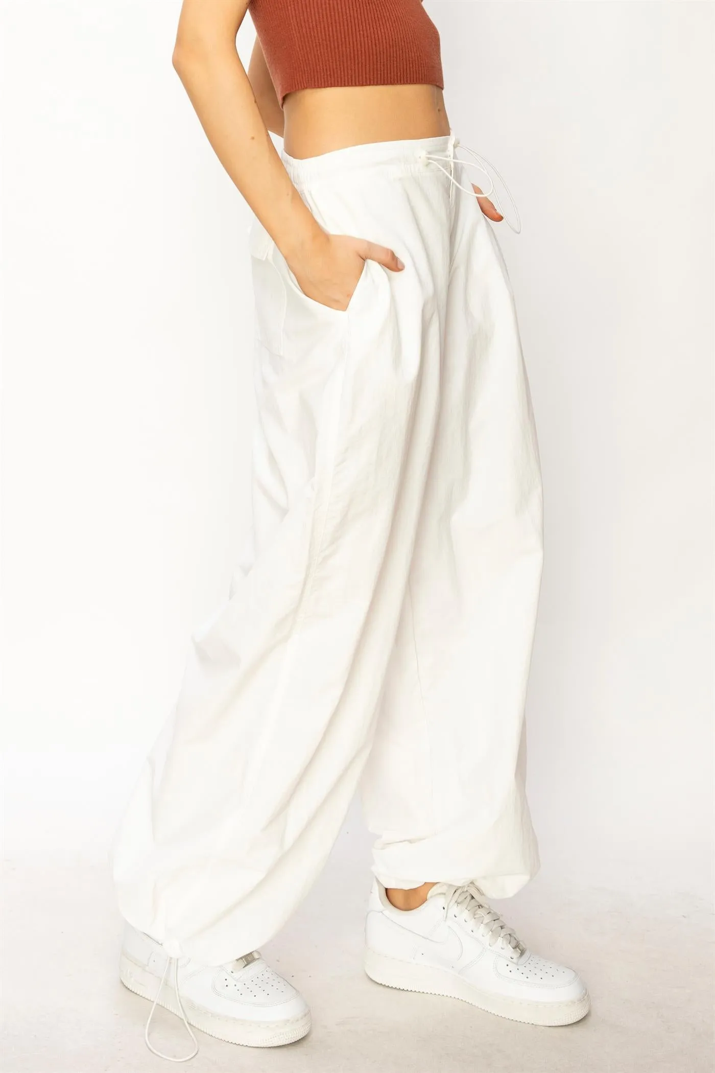 DZ24C114-High-waist Parachute Pants