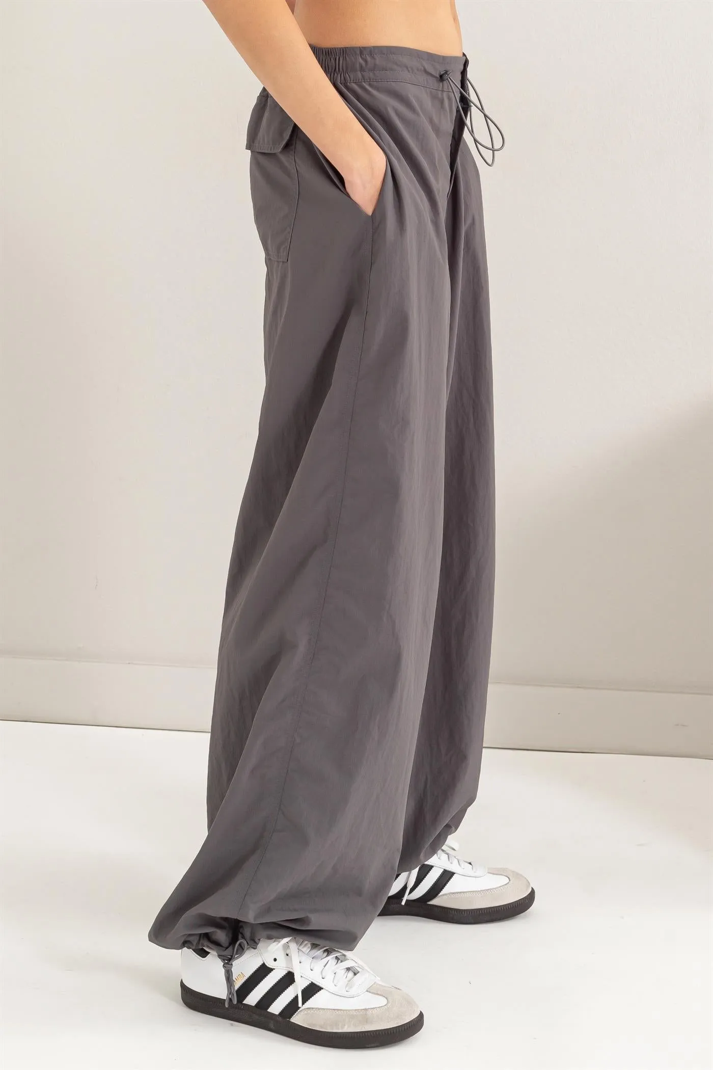 DZ24C114-High-waist Parachute Pants