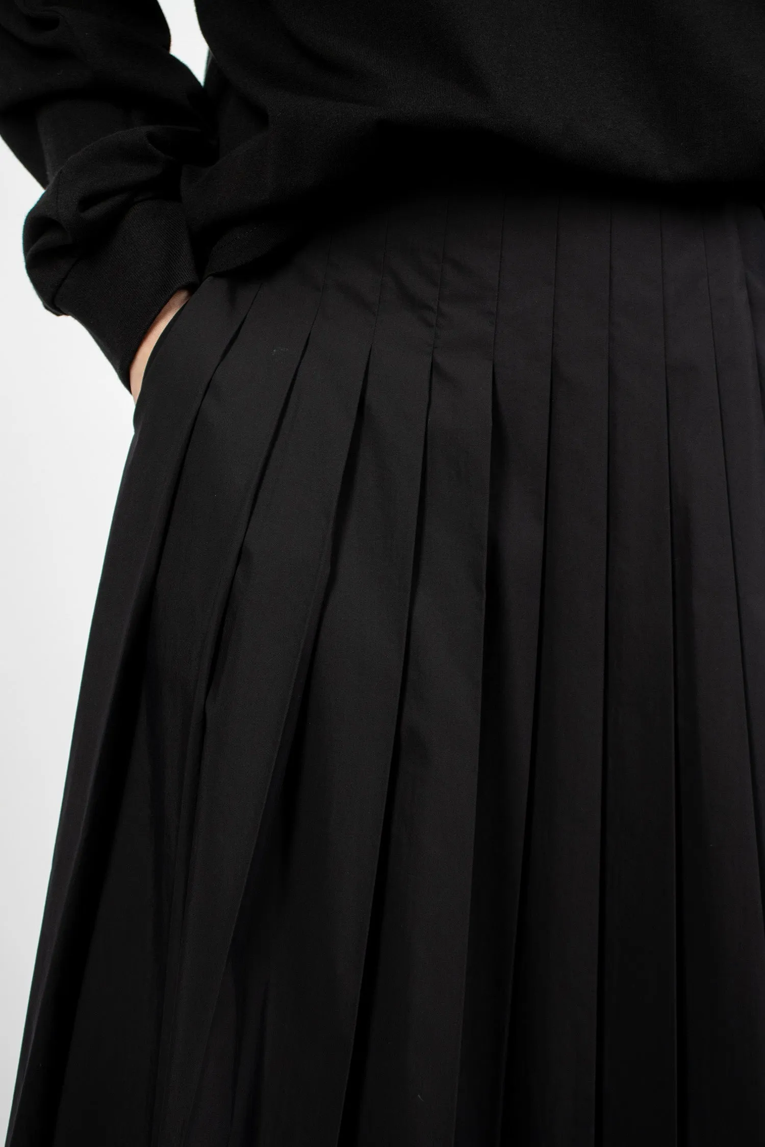 Pleated Wrap Skirt Black