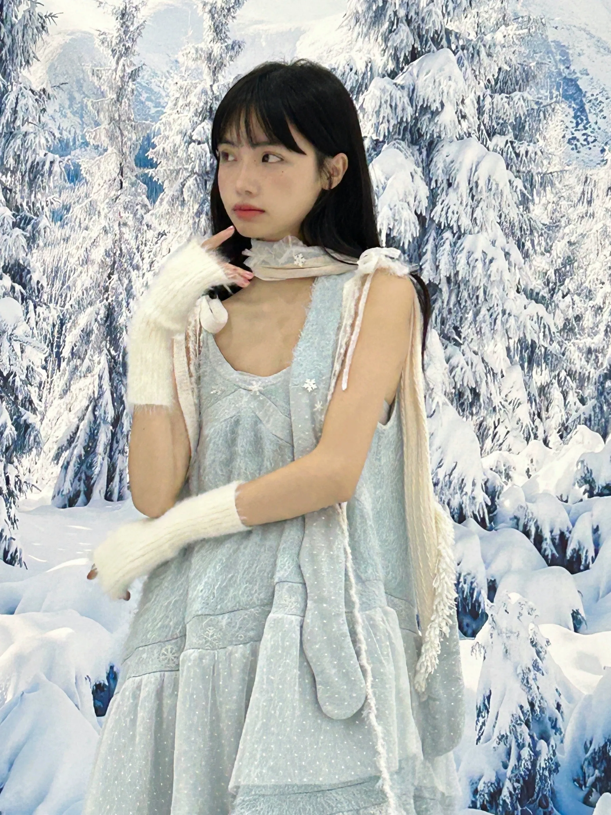 [Rose Island] Icy Snow Feather Dress