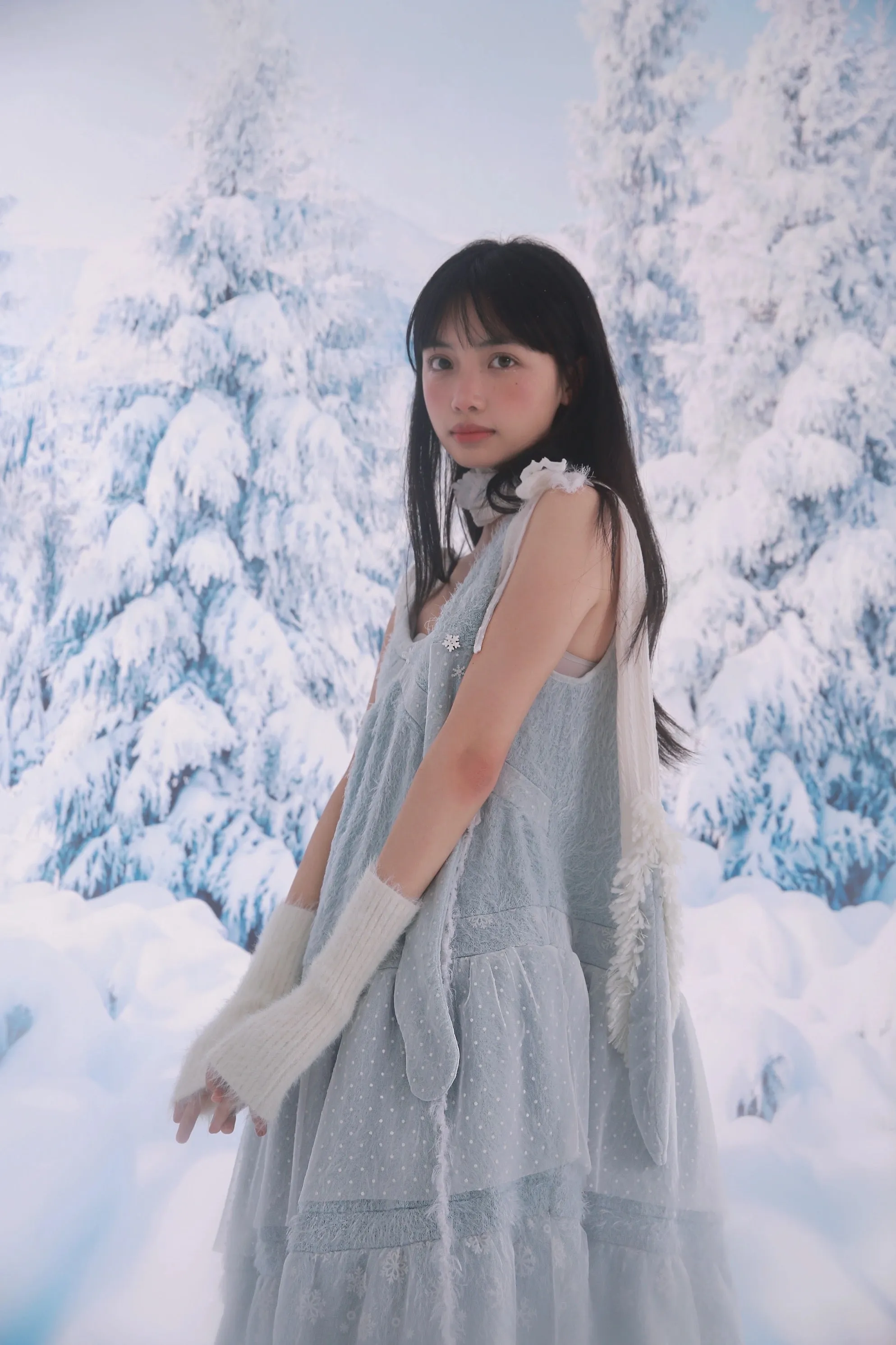 [Rose Island] Icy Snow Feather Dress